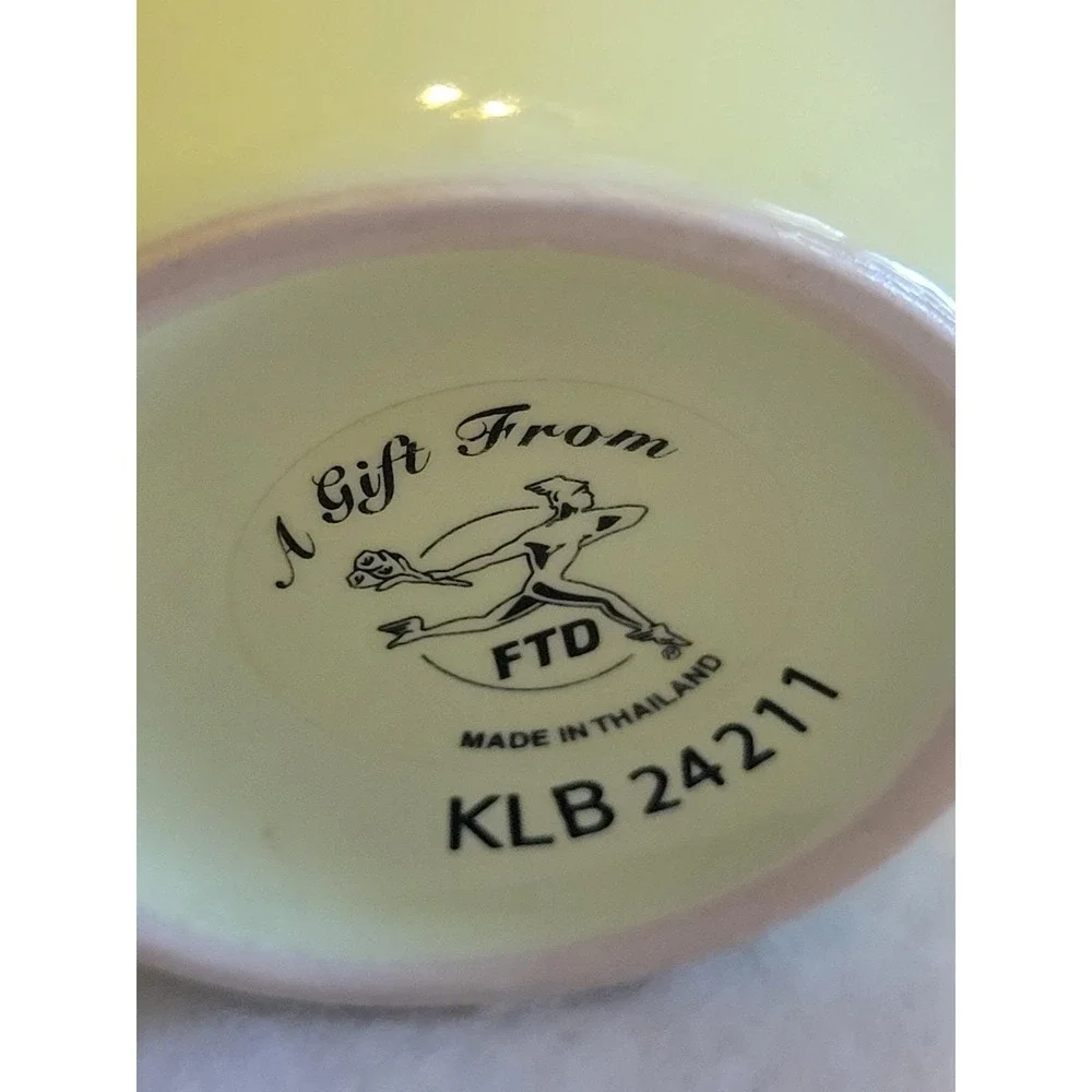FTD Ceramic Trumpet Vase 7in Pastel‎ Green Vintage Floral KLB 24211 Thailand
